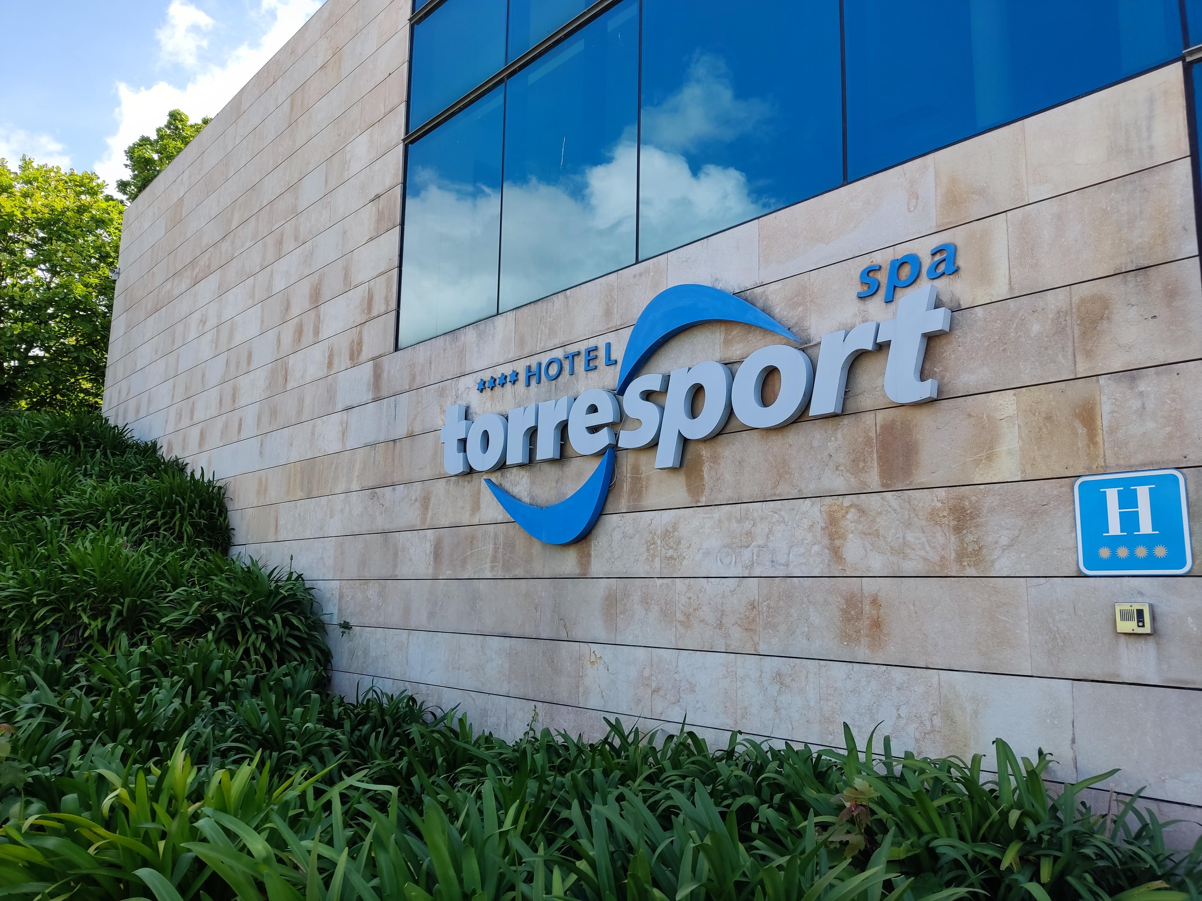 Hotel Torresport Torrelavega Exterior photo