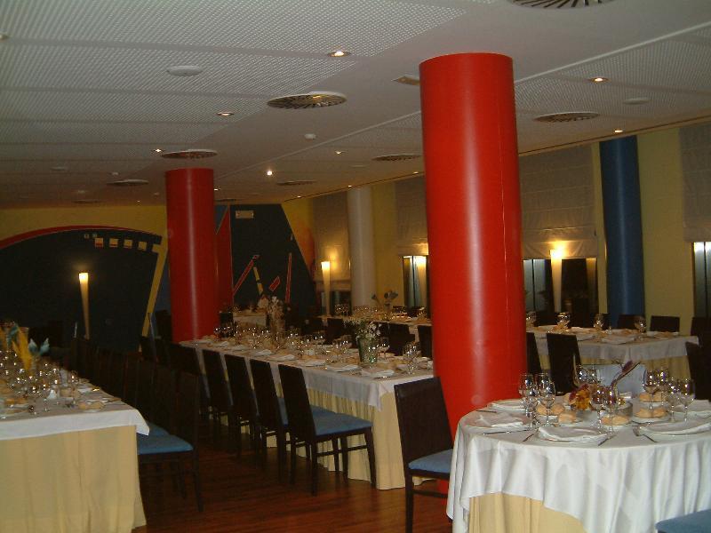 Hotel Torresport Torrelavega Exterior photo